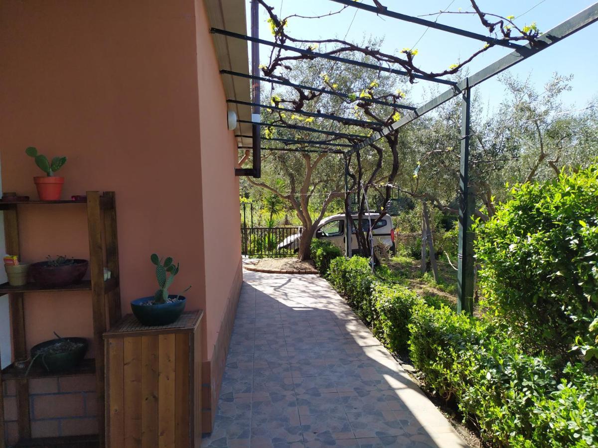 Il Vigneto "Cottage" Gaggi Buitenkant foto